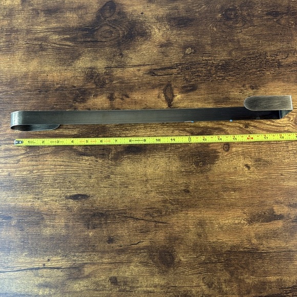 Elegant Metal Hook Ribbon Holder Hanger - Picture 2 of 2